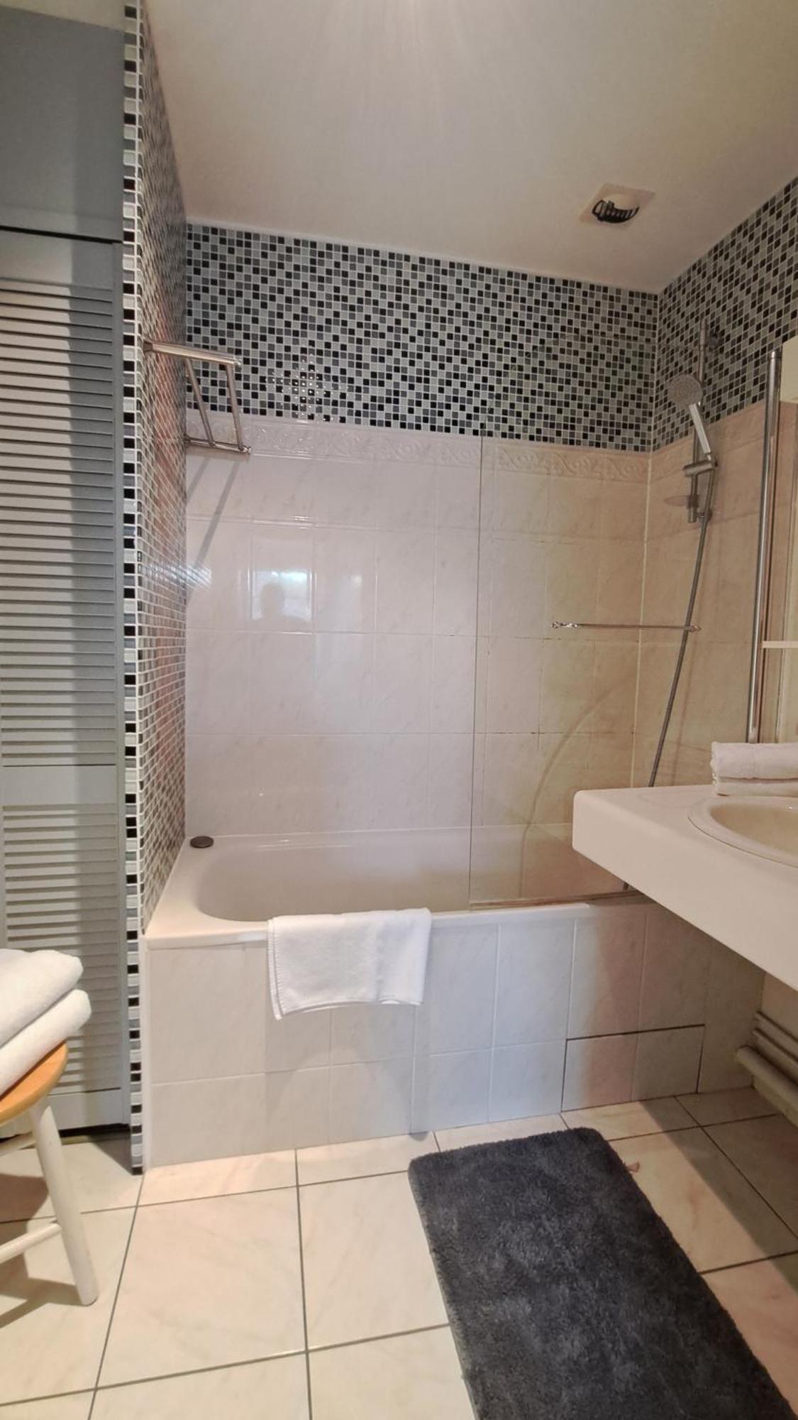Duplex Quartier Cathedrale Parking Prive Apartman Tours Kültér fotó